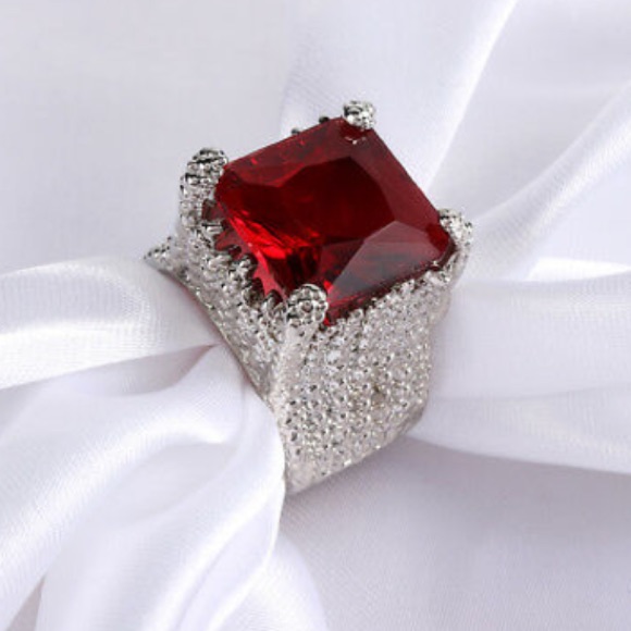 Gorgeous Ruby Rhinestone Ring